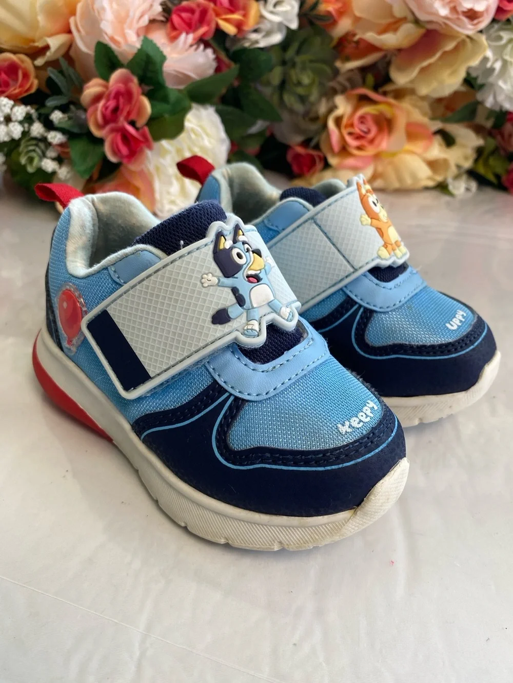 Bluey Keepy Uppy Hook & Loop Toddler Sneakers Size 7 Blue Bingo Shoes